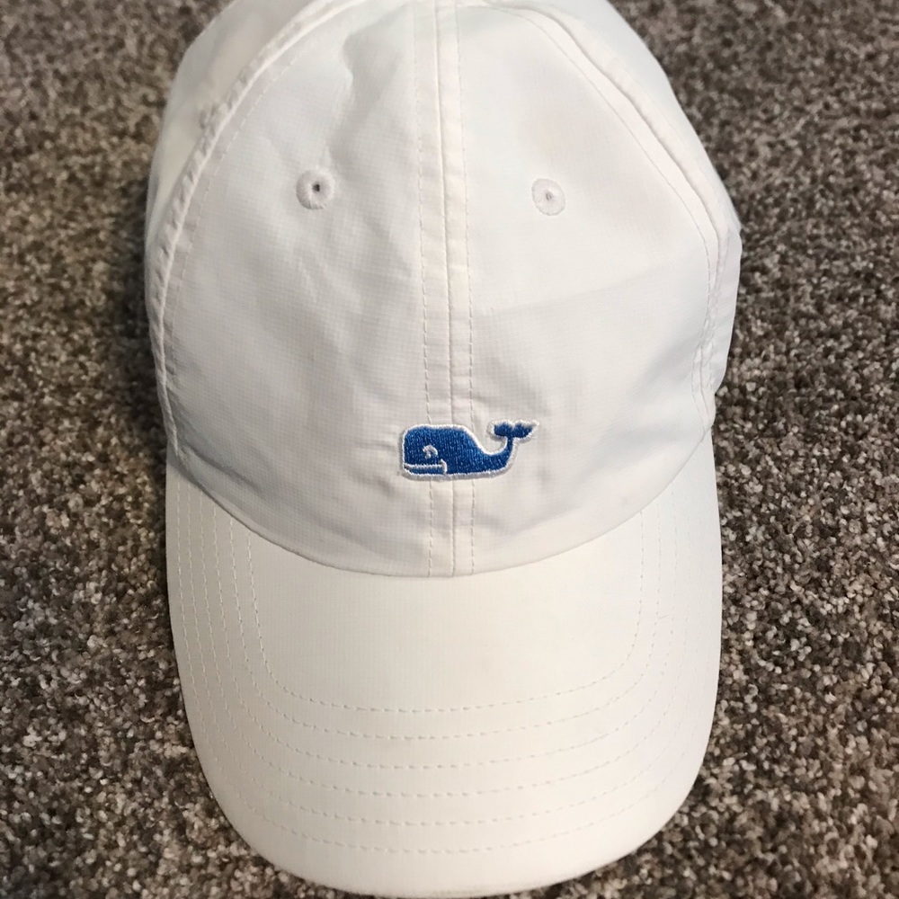 vineyard vines hat